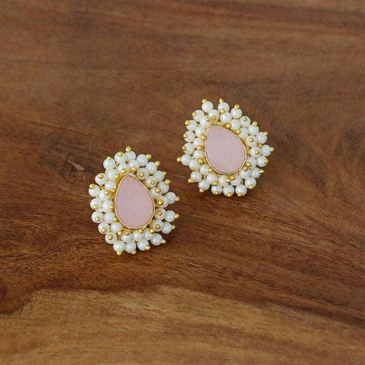 Ahelia Raw Stone Cluster Pearl Earring