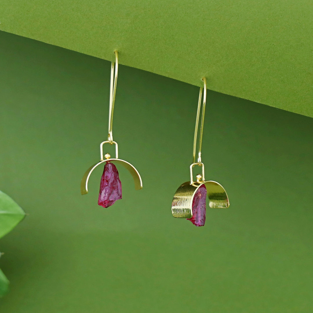 Alba Arch Dyed Stone Drop