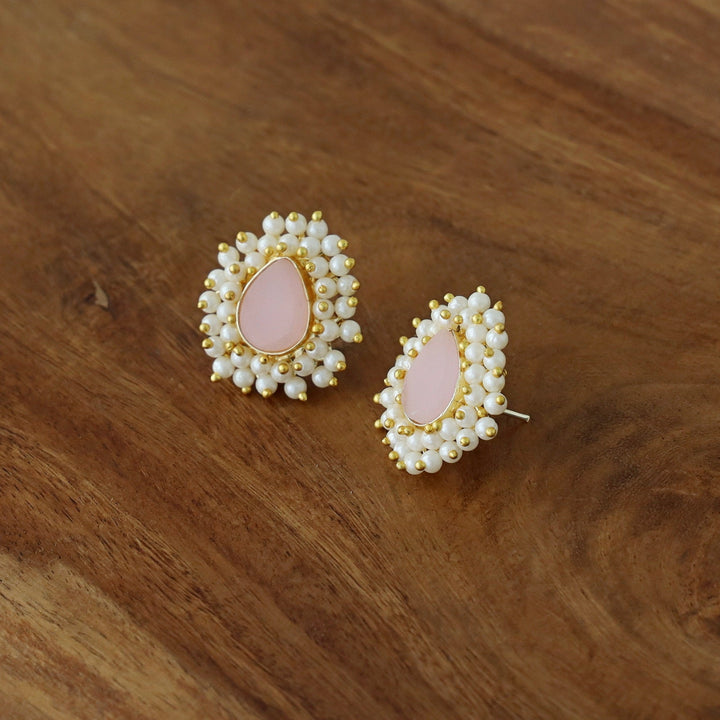 Ahelia Raw Stone Cluster Pearl Earring