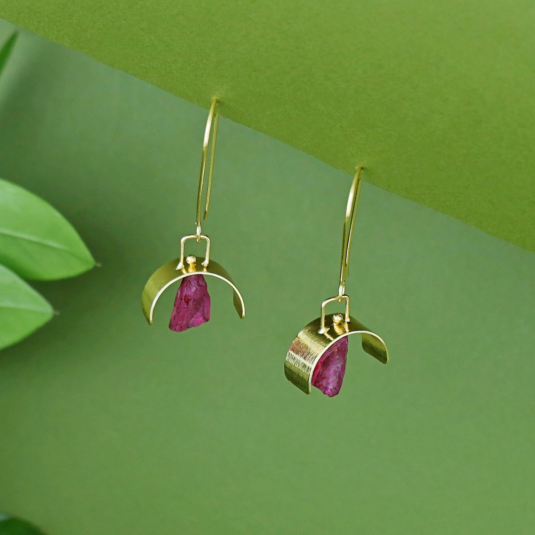 Alba Arch Dyed Stone Drop