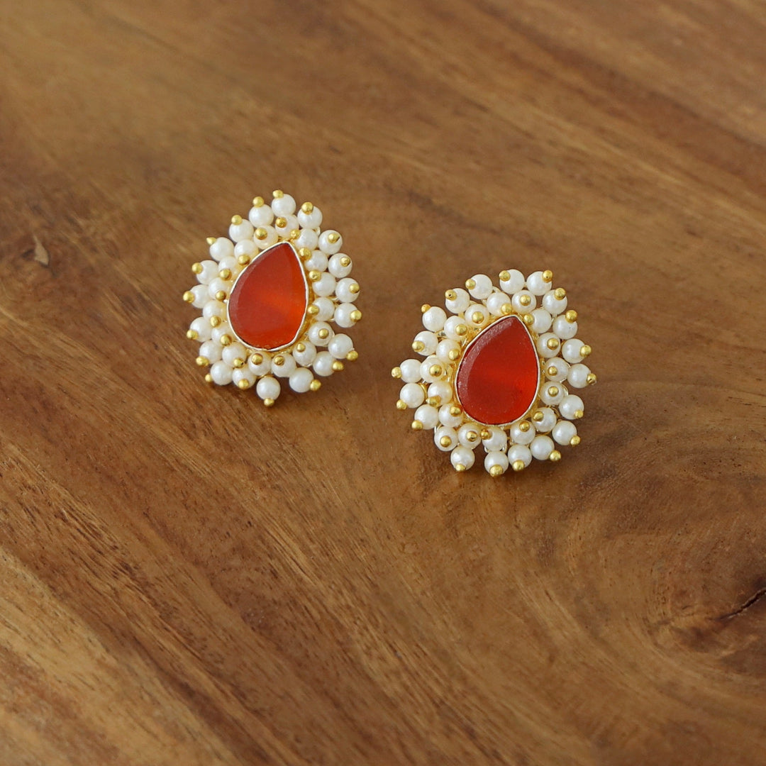 Ahelia Raw Stone Cluster Pearl Earring