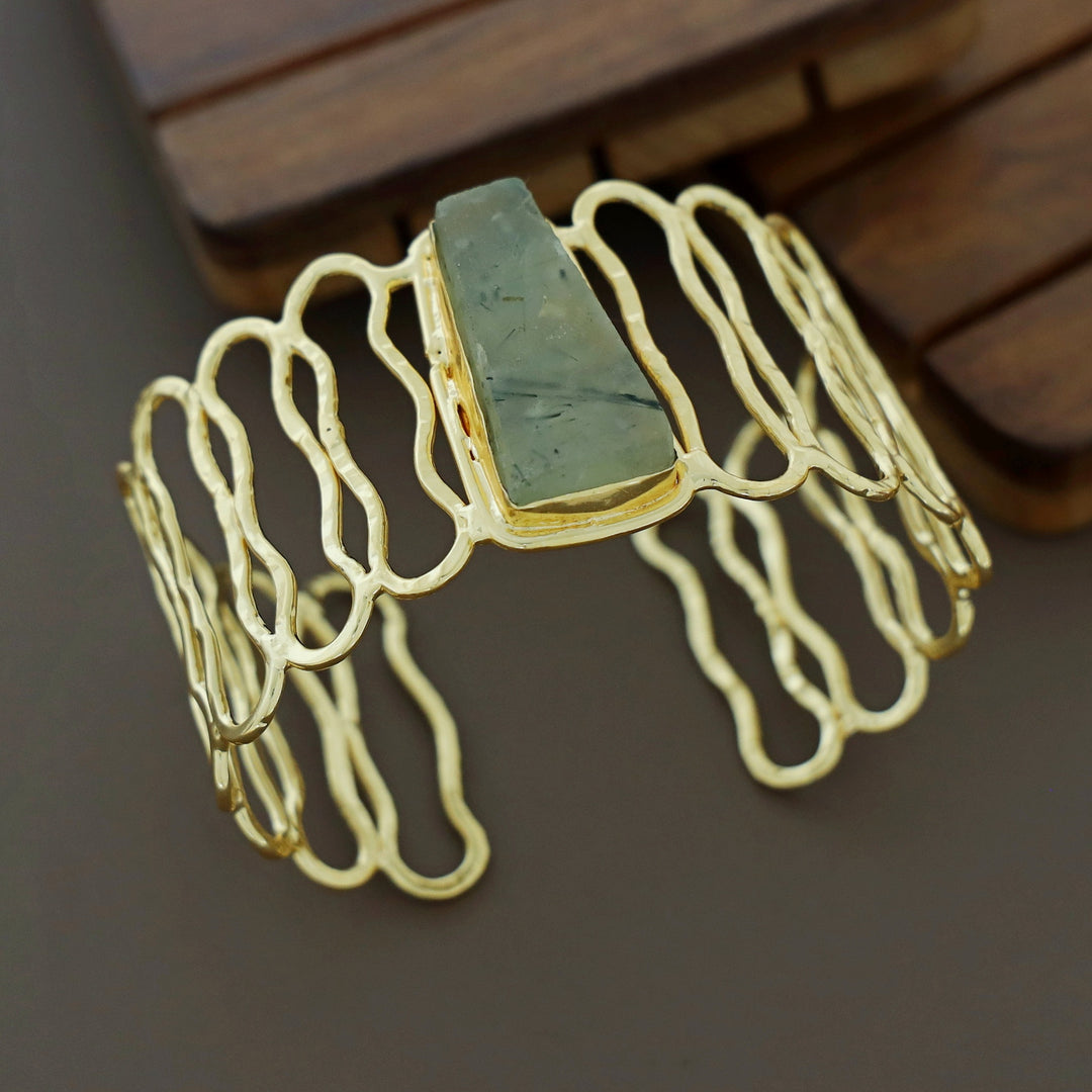 Omisha Golden Hammered Raw Stone Bangle