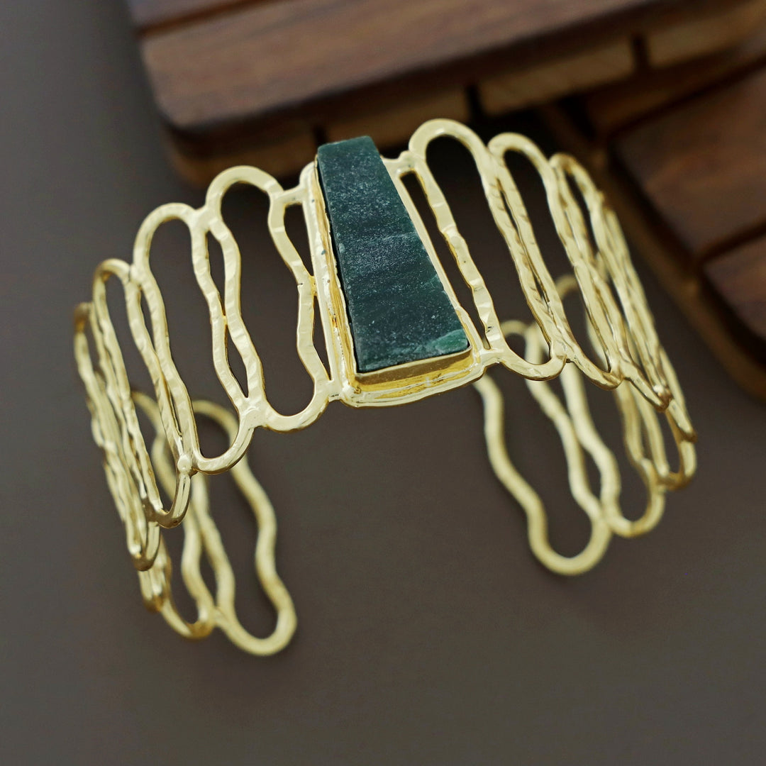 Omisha Golden Hammered Raw Stone Bangle