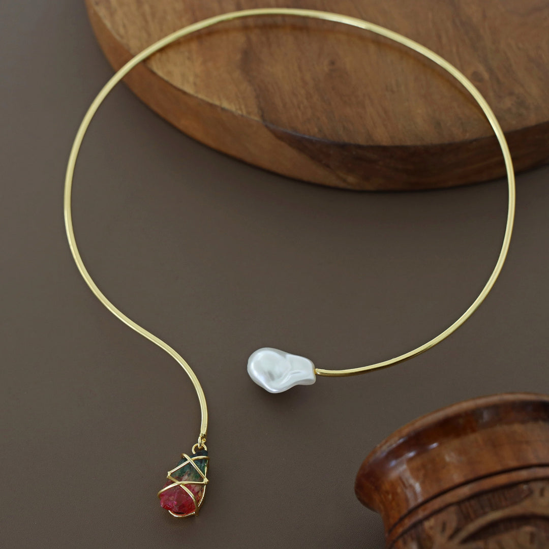 Fiya Golden Dyed + Baroque Neck Cuff
