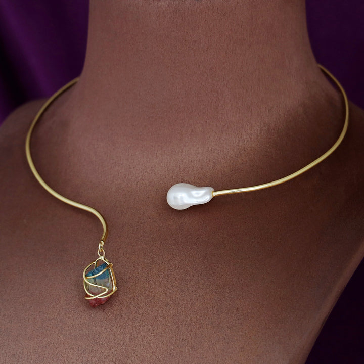 Fiya Golden Dyed + Baroque Neck Cuff