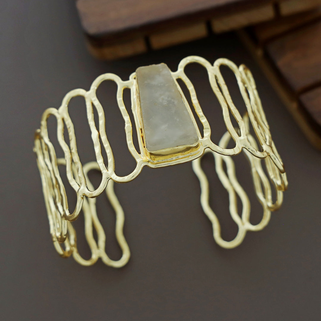 Omisha Golden Hammered Raw Stone Bangle