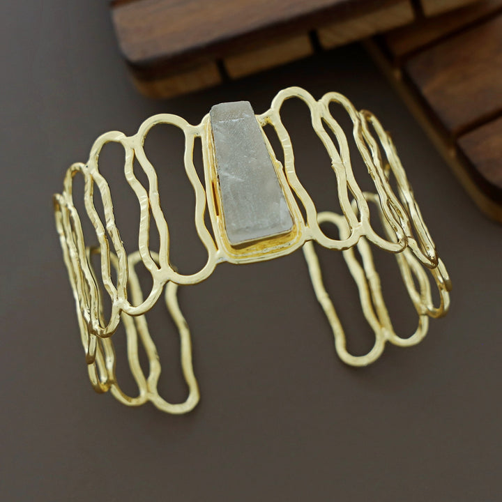 Omisha Golden Hammered Raw Stone Bangle