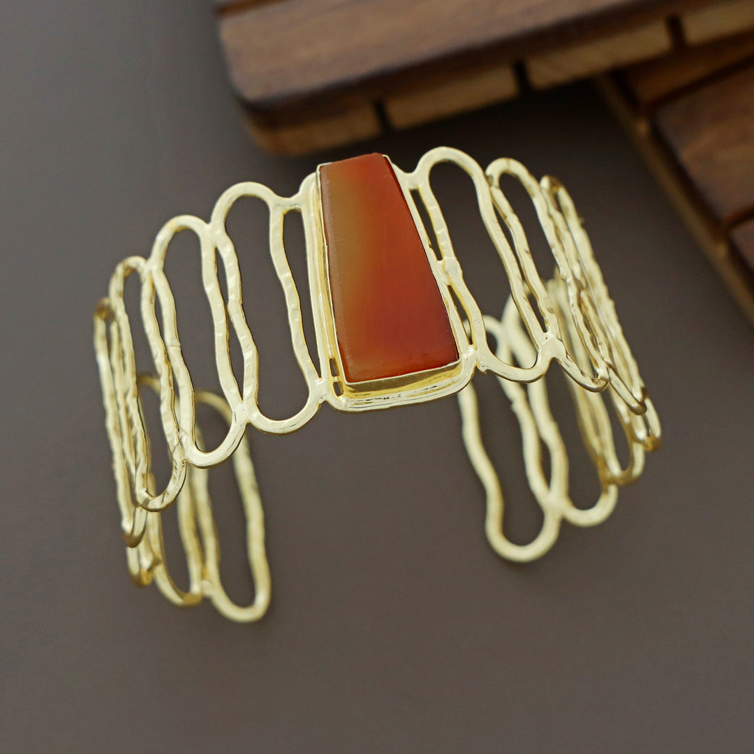 Omisha Golden Hammered Raw Stone Bangle