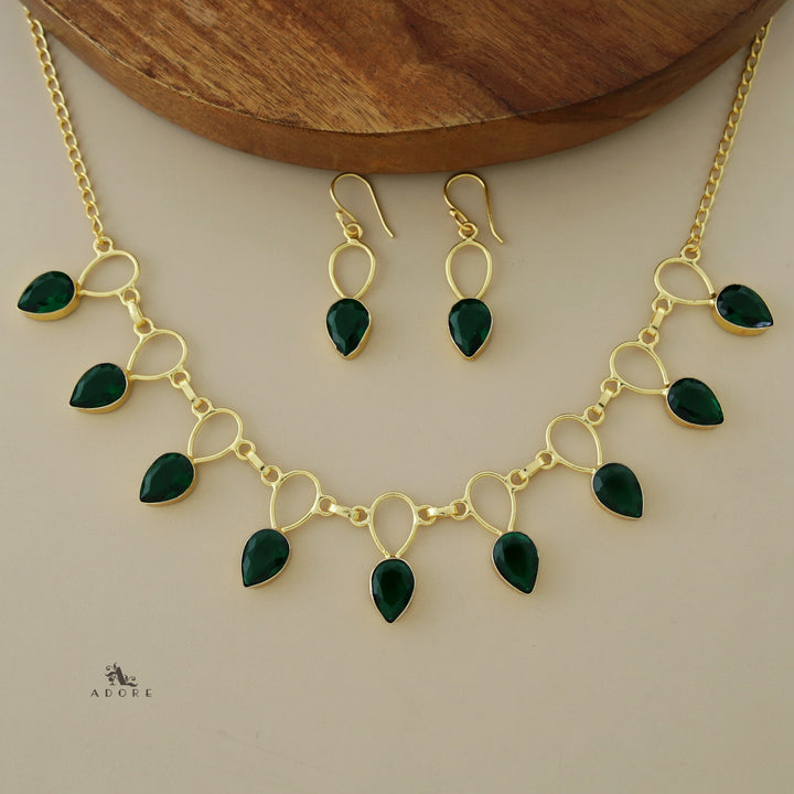 Adorn Drop Glossy Neckpiece With Drop Earrings
