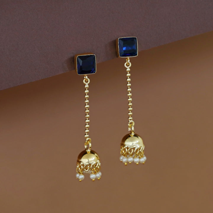 Advika Square Glossy Stone Pearl Earring