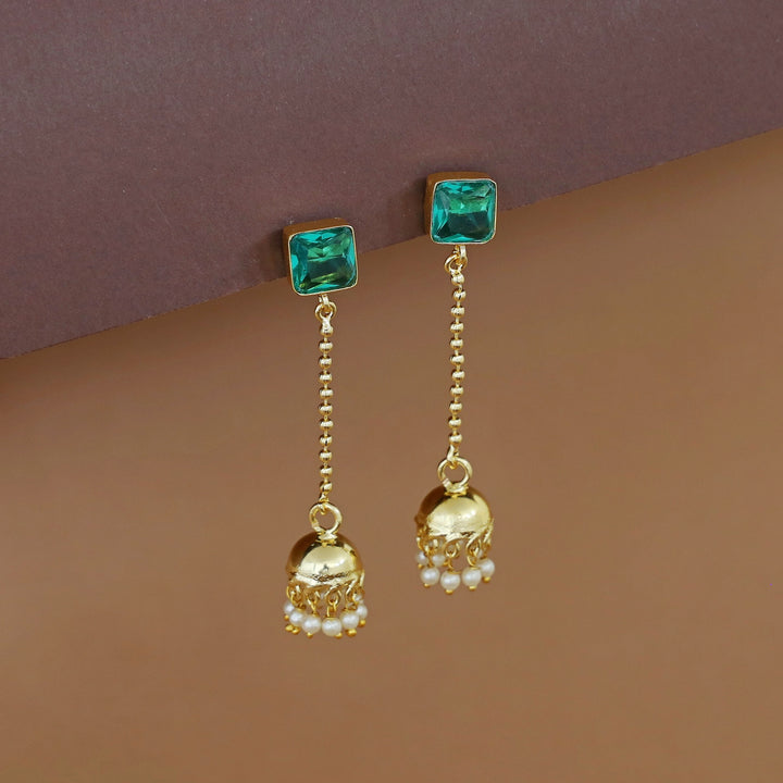 Advika Square Glossy Stone Pearl Earring