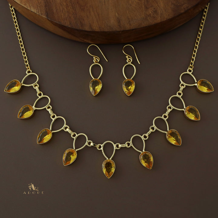 Adorn Drop Glossy Neckpiece With Drop Earrings