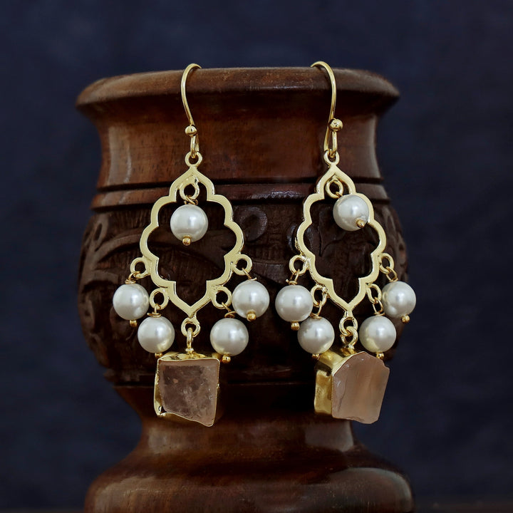 Naurin Hanging Pearl Raw Stone Drop