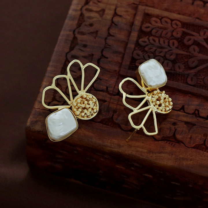 Sena Golden Half Floral Baroque Earring