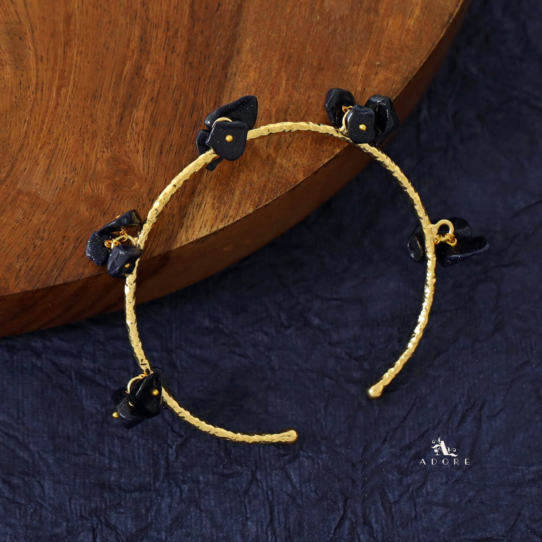 Golden Textured Cluster Stone Bangle