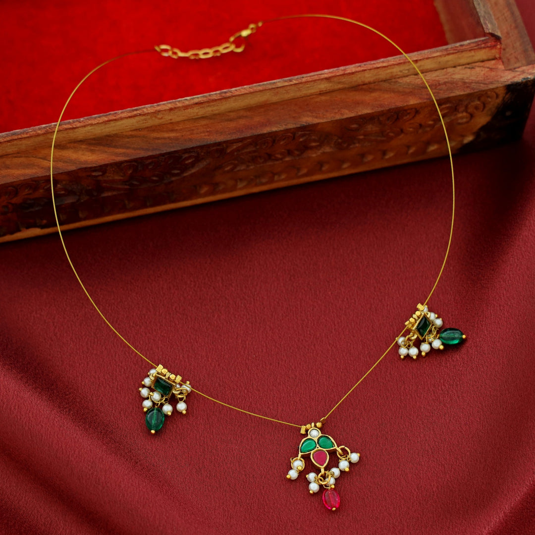 Aadhavi Jadau Kundan Pearl String Neckpiece