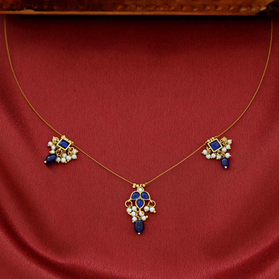 Aadhavi Jadau Kundan Pearl String Neckpiece