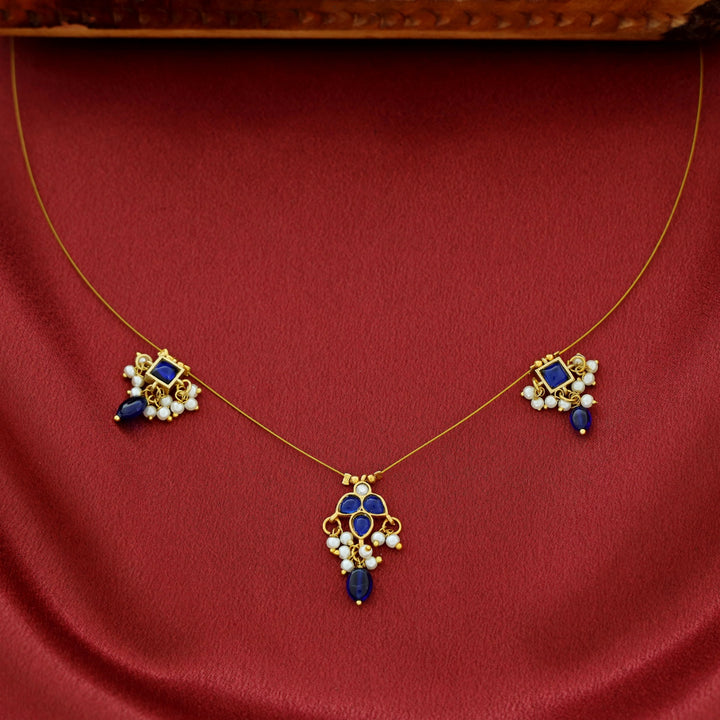 Aadhavi Jadau Kundan Pearl String Neckpiece