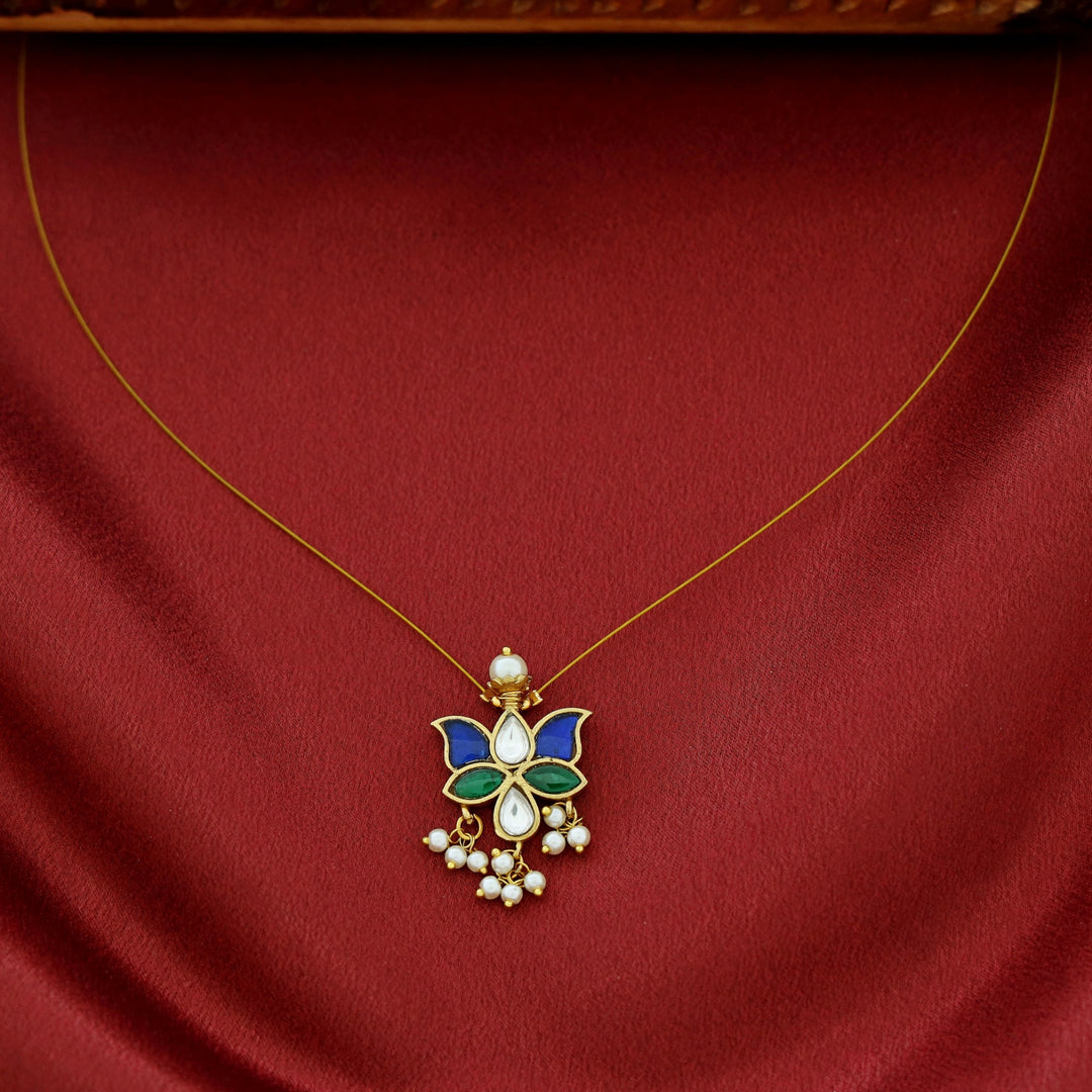 Aranya Jadau Kundan Pearl Lotus String Neckpiece