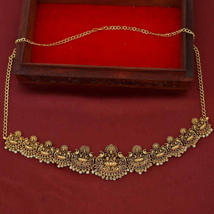 Aarshvi Devi Pearl Hip Chain