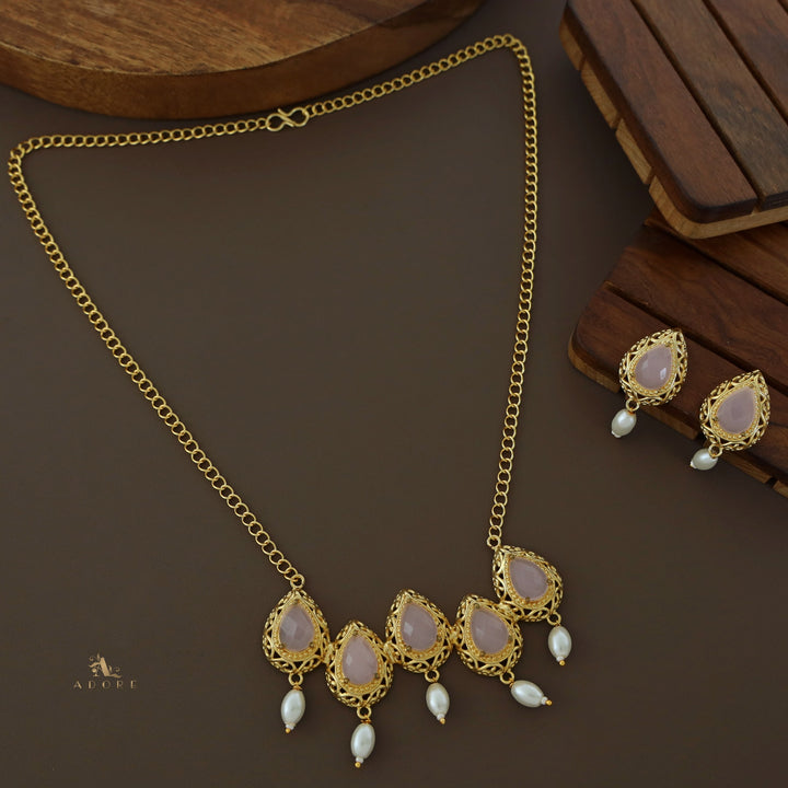 Penta Dew Drop Glossy Pearl Neckpiece with Earring