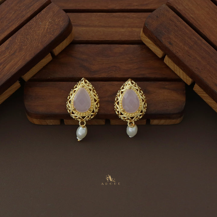 Penta Dew Drop Glossy Pearl Neckpiece with Earring