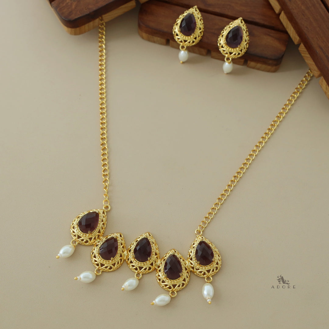 Penta Dew Drop Glossy Pearl Neckpiece with Earring