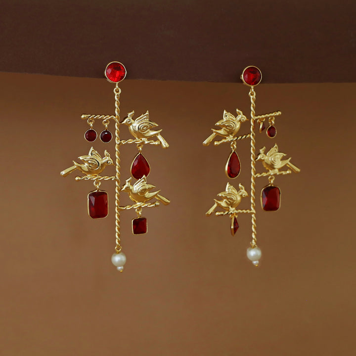 Golden Twisted Stick Tri Bird Pearl Glossy Stone Earring