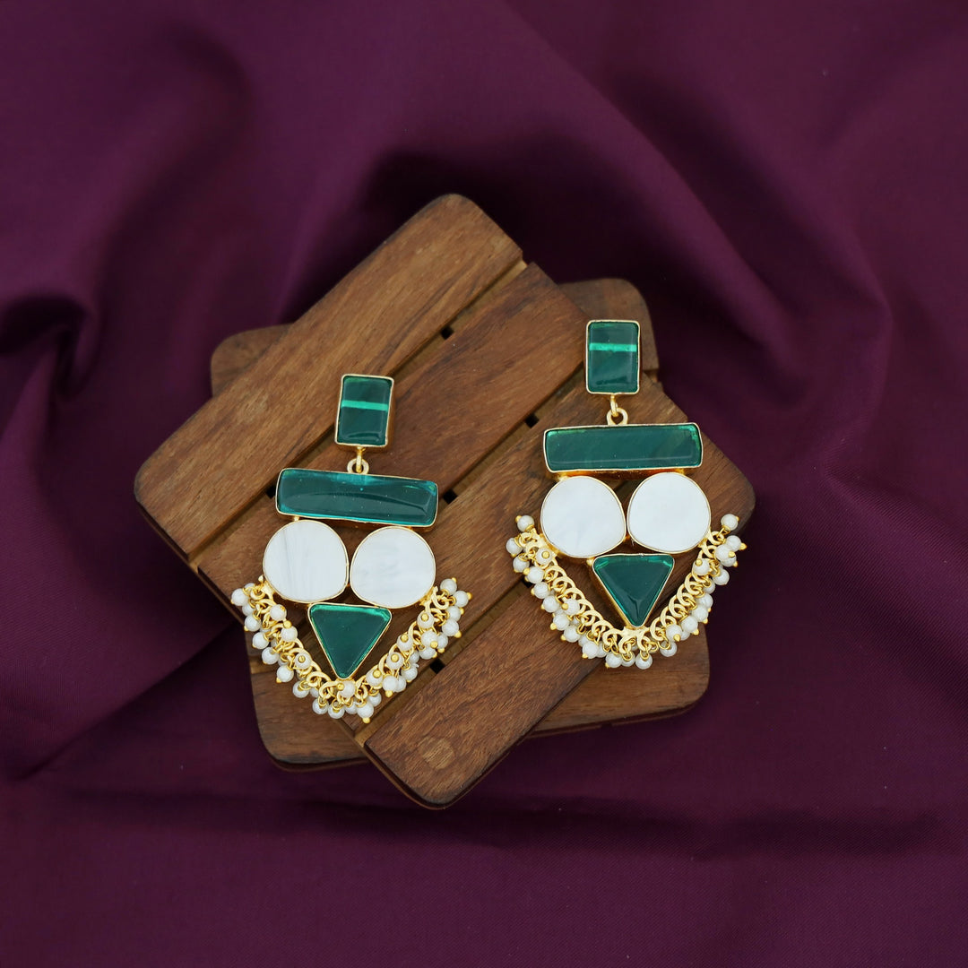 Elite Royal MOP Earring