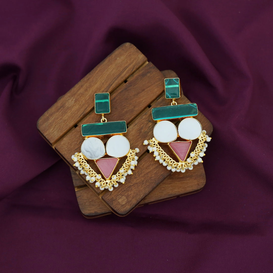 Elite Royal MOP Earring