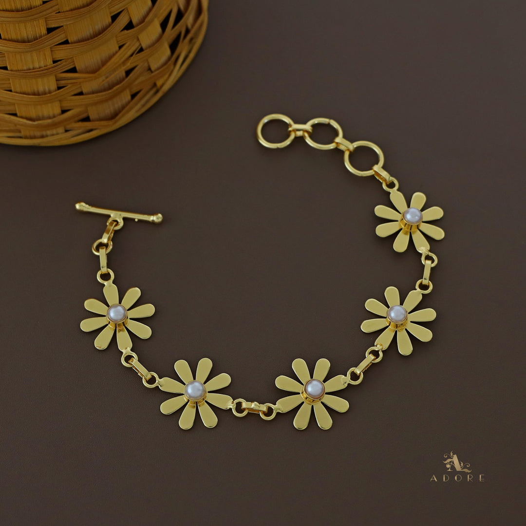Golden Midhila Pearl Bracelet
