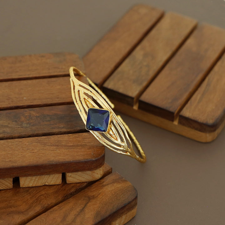 Golden Textured Diamond Glossy Stone Bangle