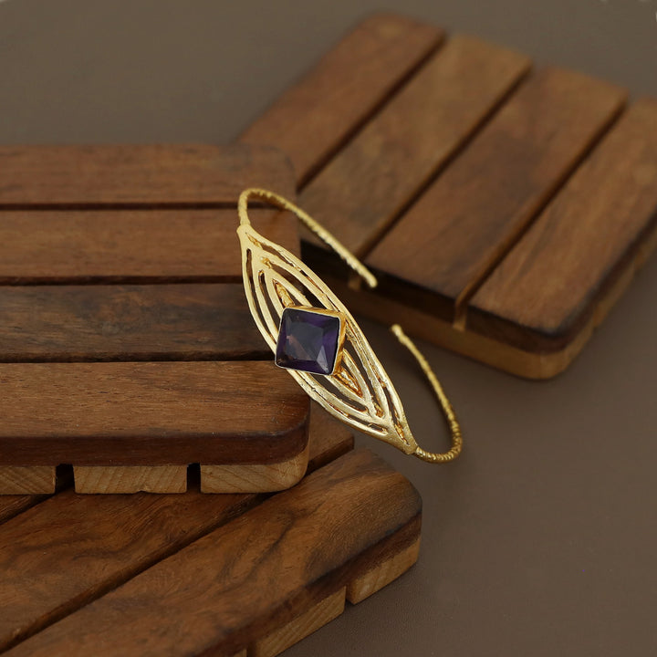 Golden Textured Diamond Glossy Stone Bangle