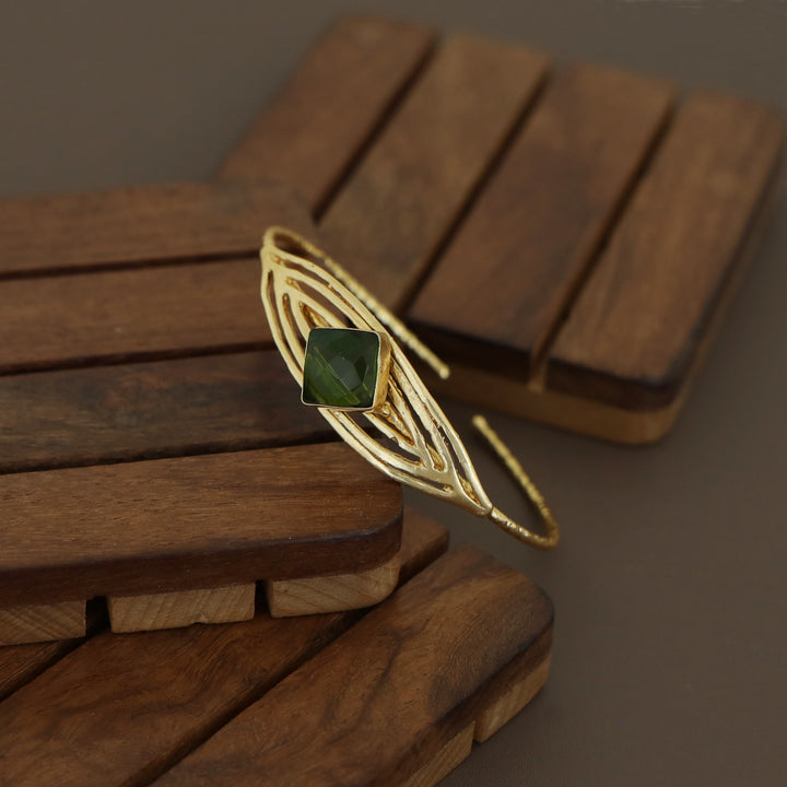 Golden Textured Diamond Glossy Stone Bangle