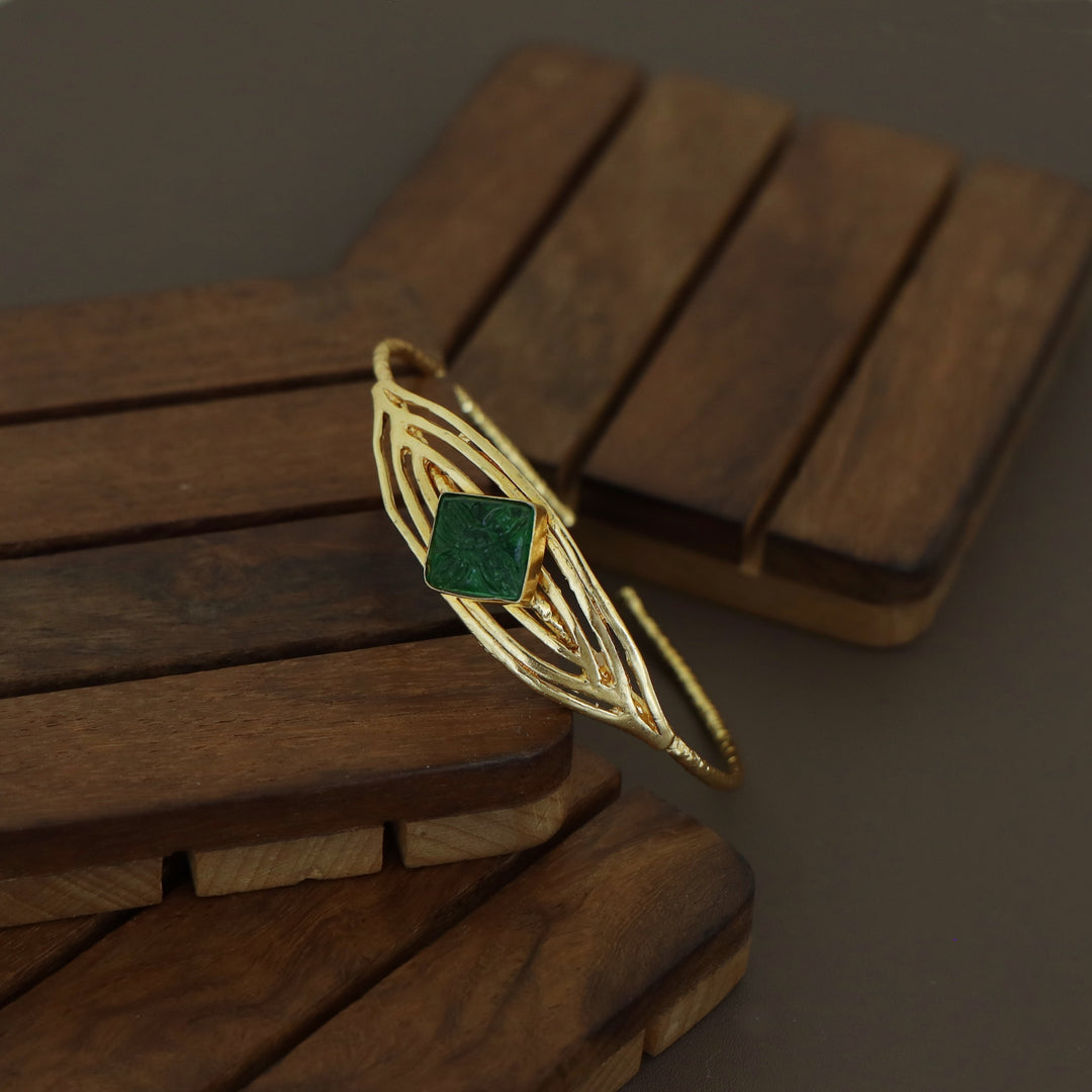 Golden Textured Diamond Glossy Stone Bangle