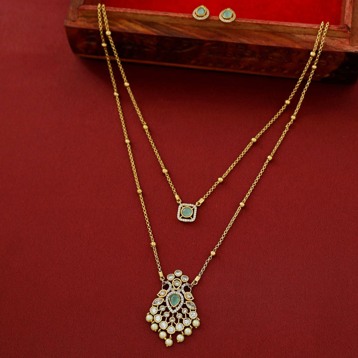 Sriddhi Two Layer Cluster Pearl Neckpiece With Earring