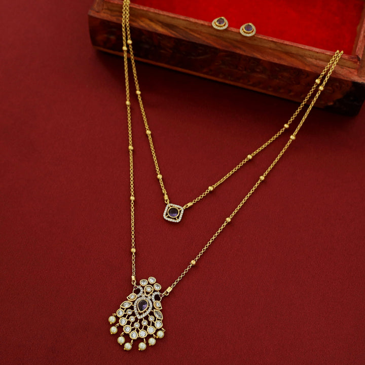 Sriddhi Two Layer Cluster Pearl Neckpiece With Earring