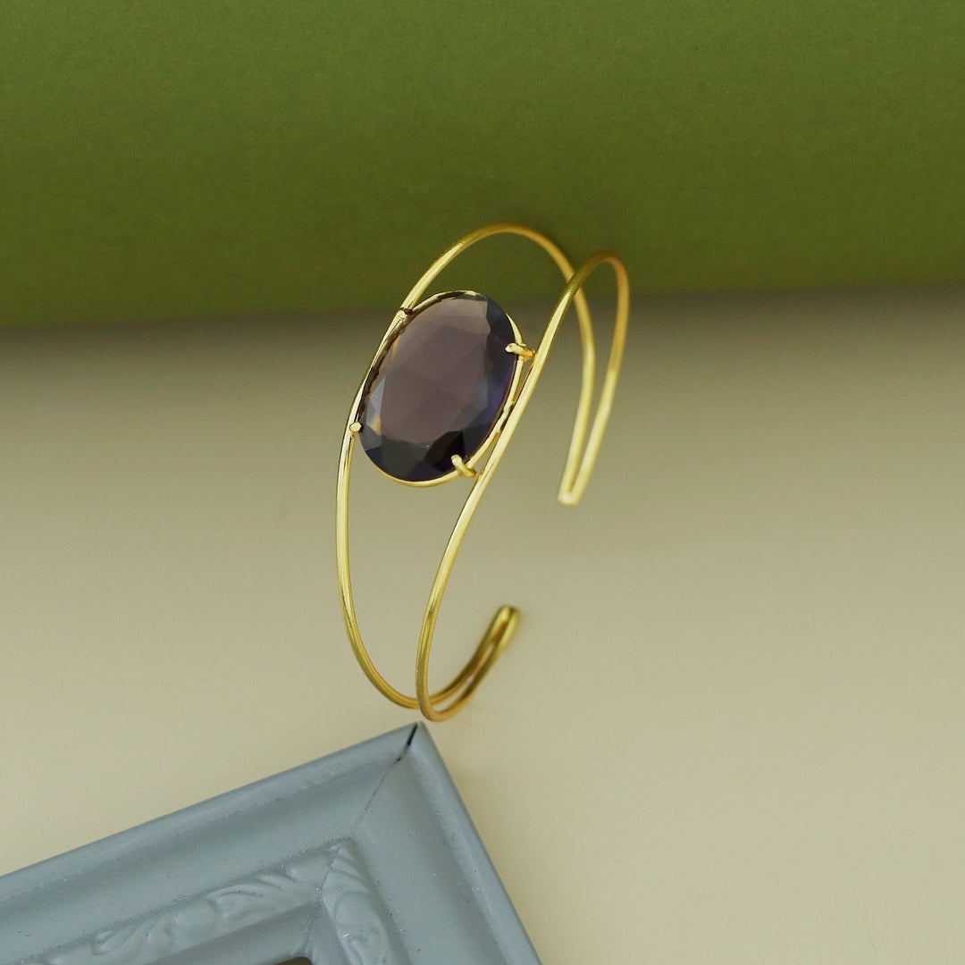 Disha Golden 2 Layer Claw Oval Stone Bangle