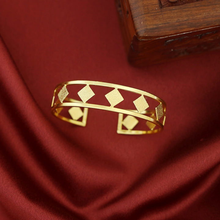 Diksha Golden 2 Layer Textured Diamond Bangle