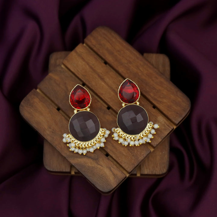 Tilak Drop Circle Raw + Glossy Stone Cluster Pearl Earring