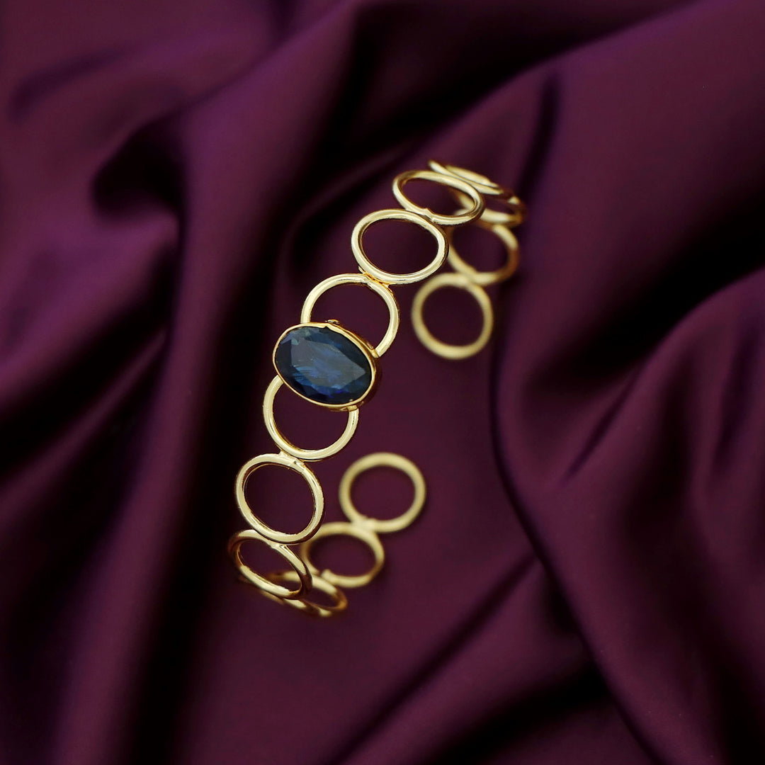 Doyel Golden Circle Oval Glossy Stone Bangle