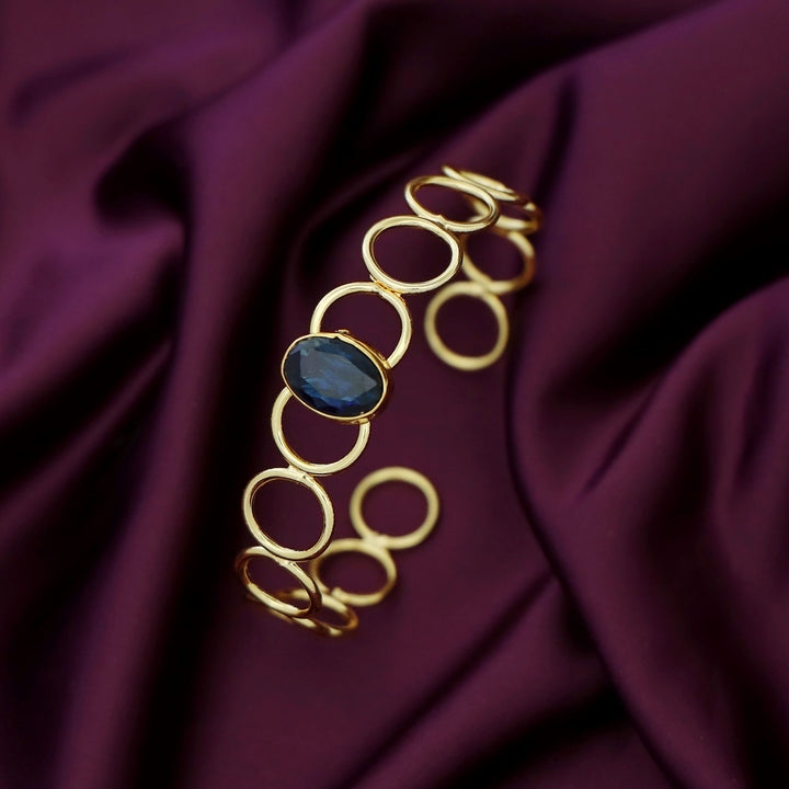 Doyel Golden Circle Oval Glossy Stone Bangle