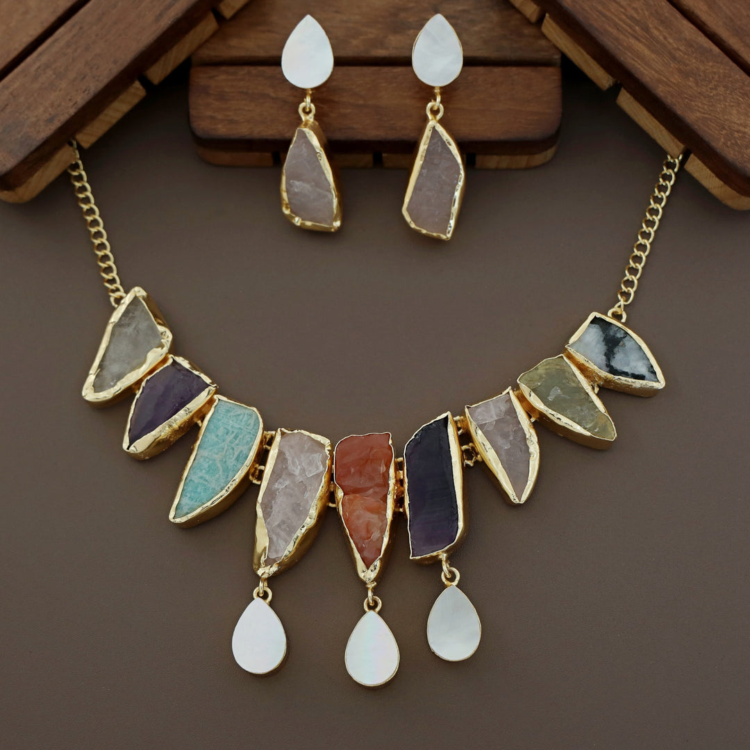 Augusta MOP + Dyed + Raw Stone Short Neckpiece With Earring