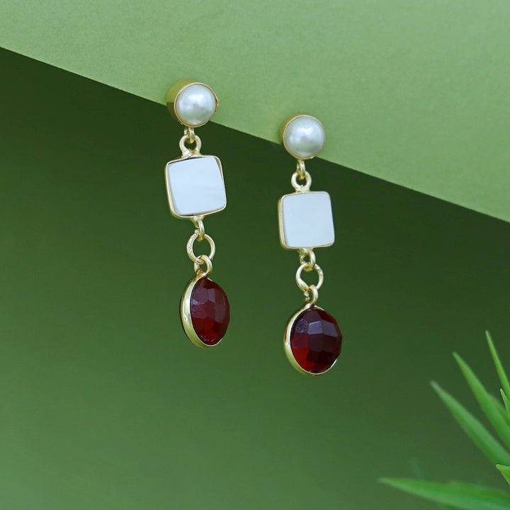 Renosa MOP + Glossy Pearl Earring