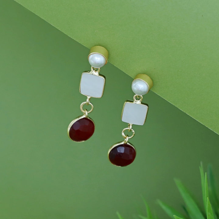 Renosa MOP + Glossy Pearl Earring