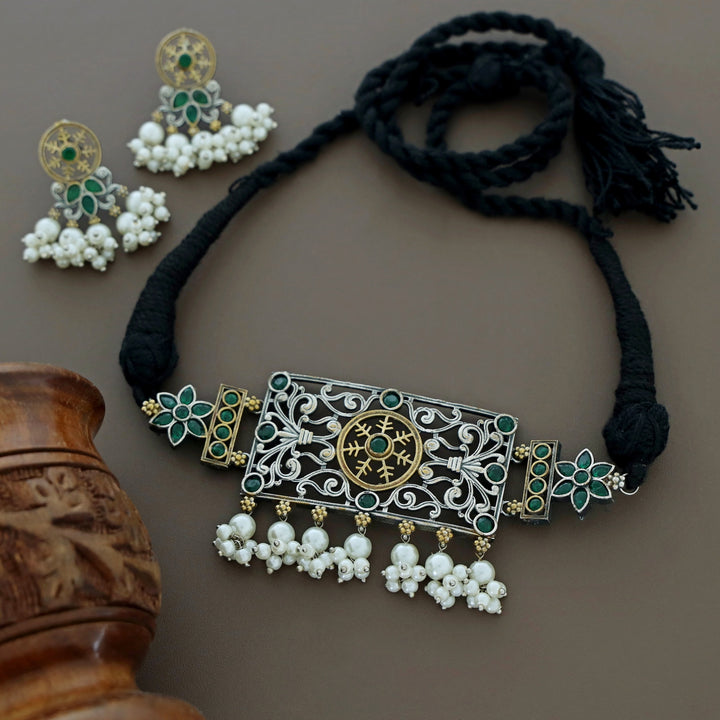 Xenia Rectangle Flower Pearl Choker With Earring