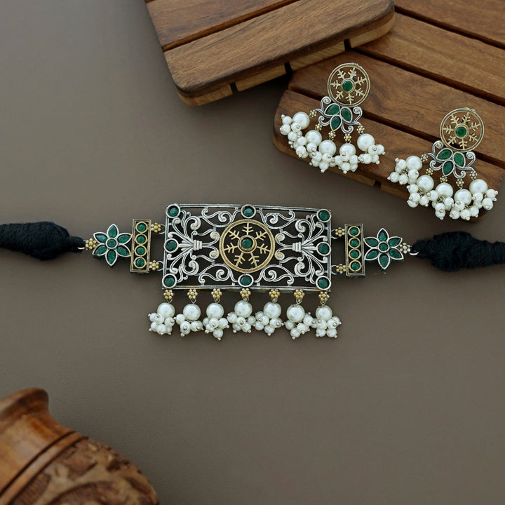 Xenia Rectangle Flower Pearl Choker With Earring