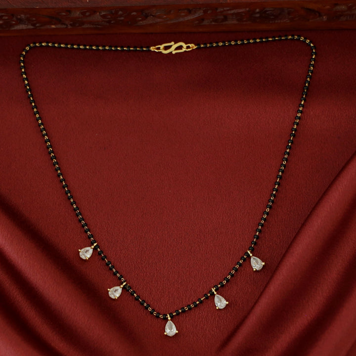 Kamini 5 Drop Stone Short Mangalsutra