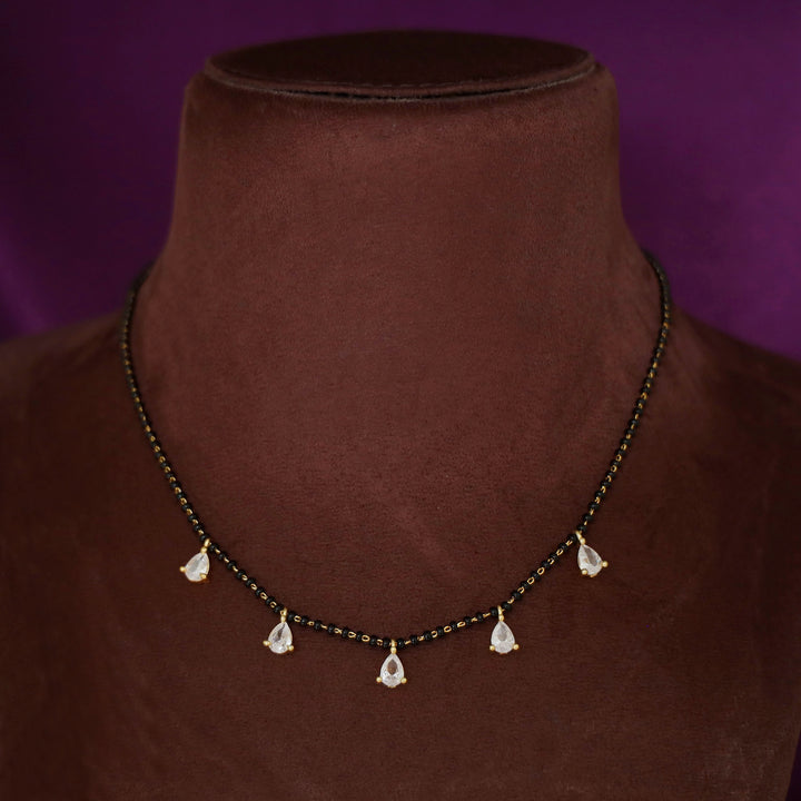 Kamini 5 Drop Stone Short Mangalsutra