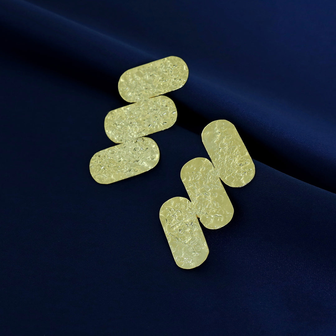 Hammered Tri Step Cylinder Earring